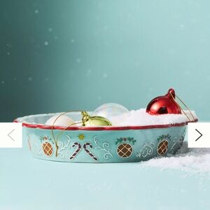 Anthropologie Ginger Pie Dish NEW in the color shown